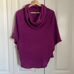 Jacob Capelet/Poncho sweater